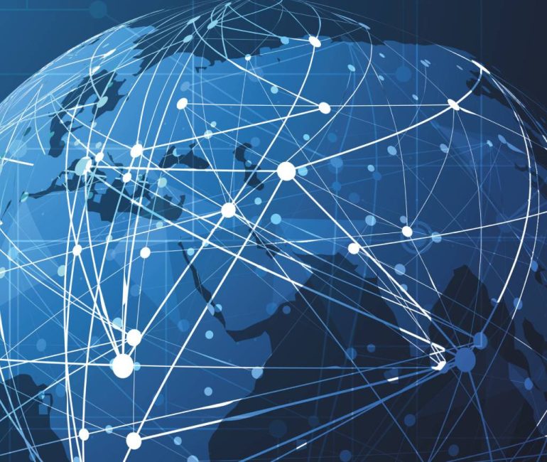 Explorando el Significado de Social Networks en Español: Conexiones Digitales y Comunidad
